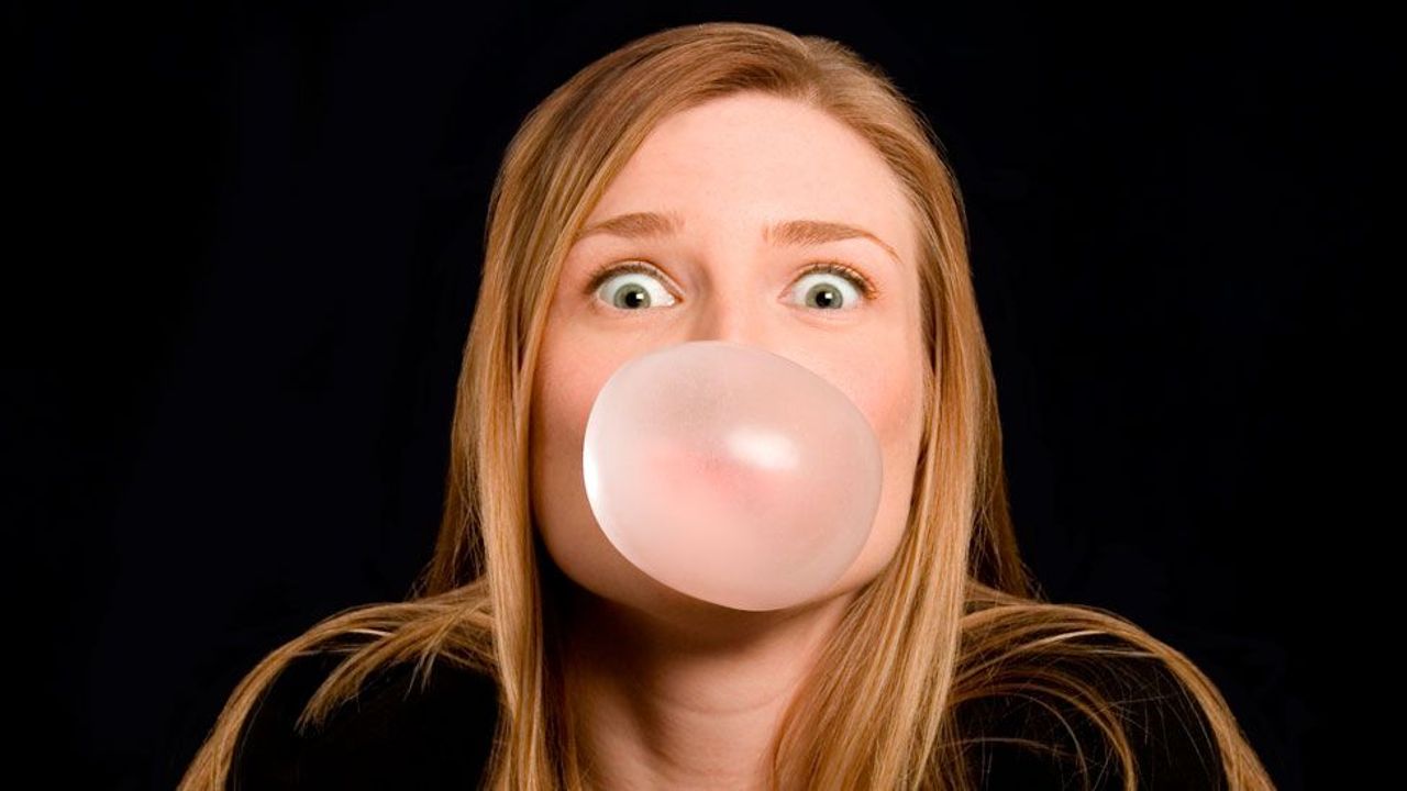 What Is in Chewing Gum? - Ingredients Then & Now