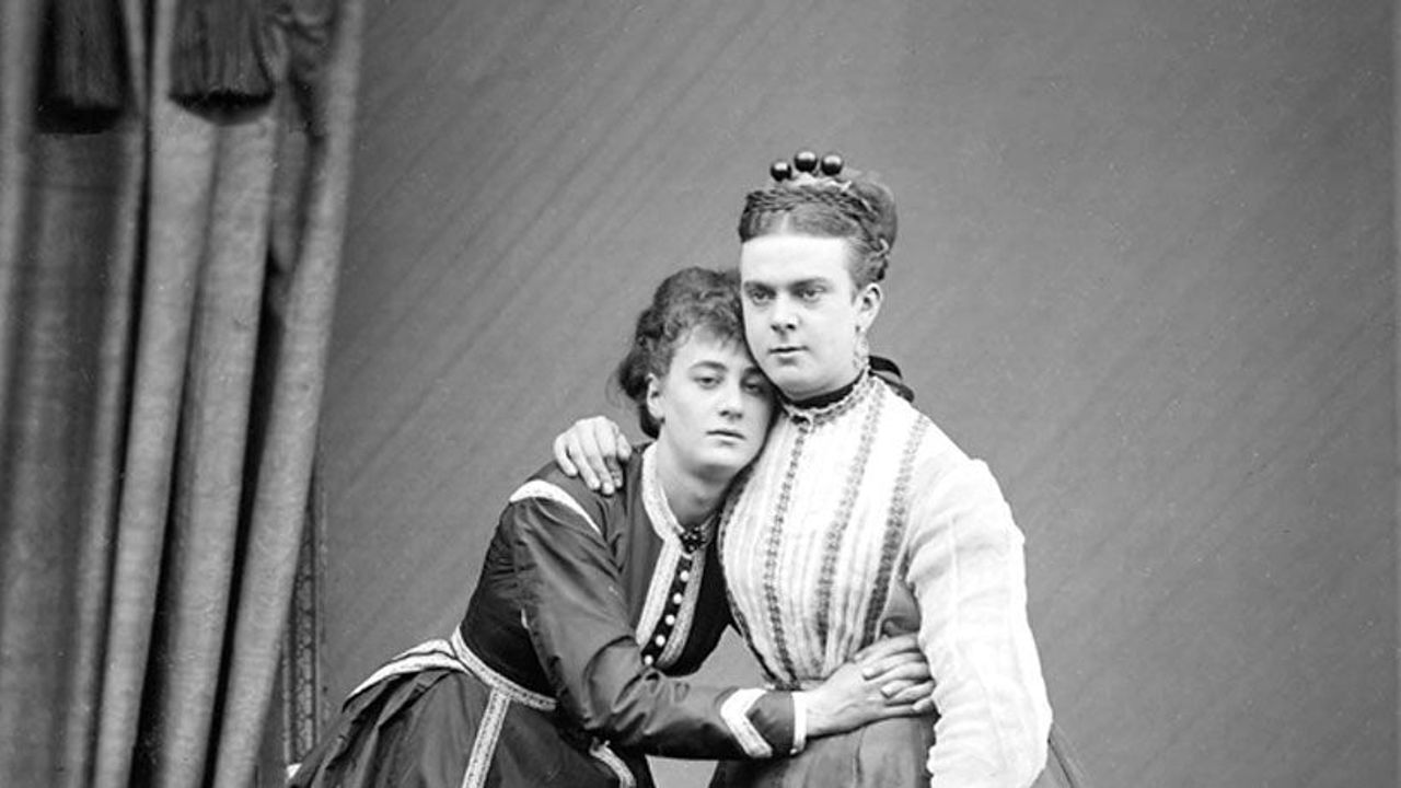 The cross-dressing gents of Victorian England image picture