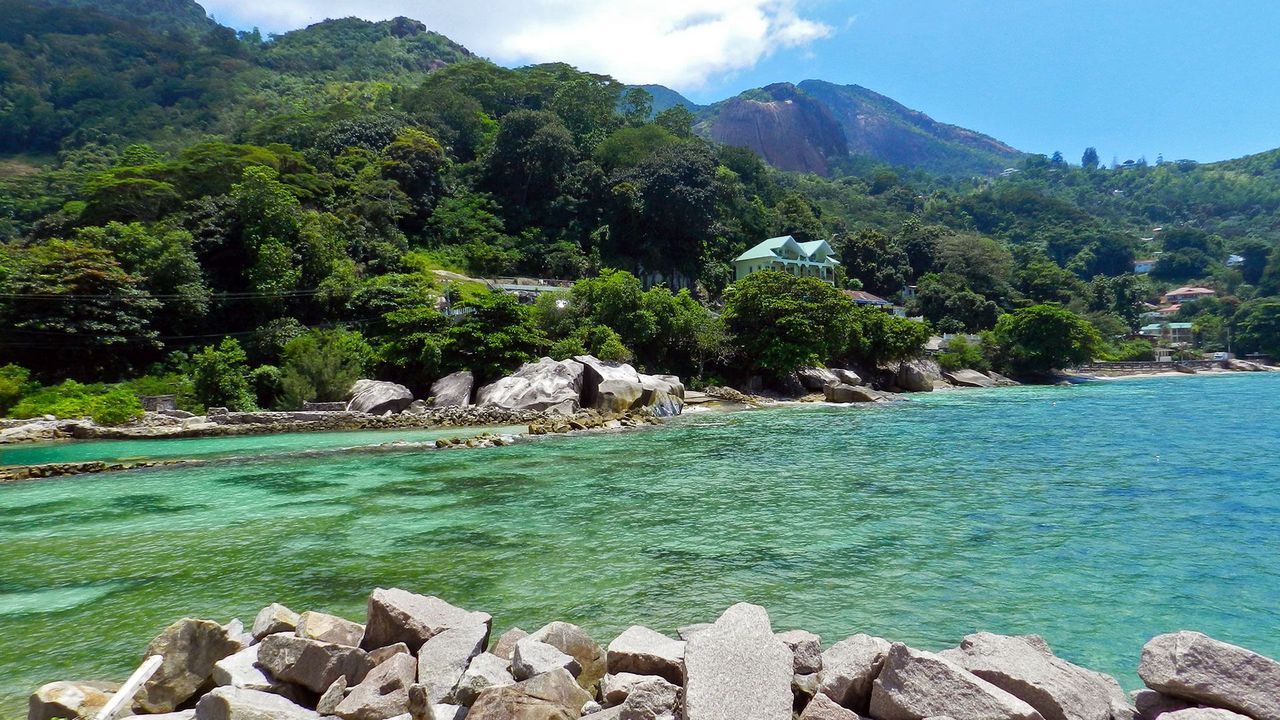 A $1 Billion Treasure Is Buried On This Island In Costa Rica (And You Will  Never Find It)