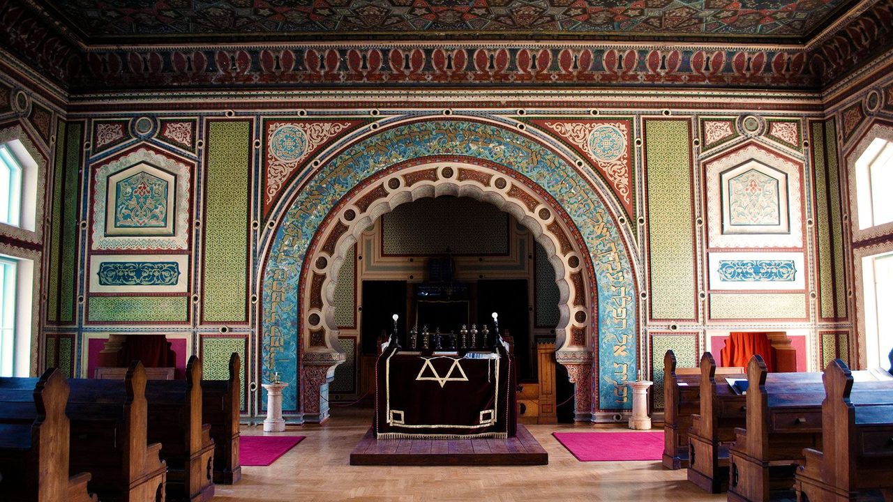 Torah scroll from synagogue that a survivor took when he left Germany