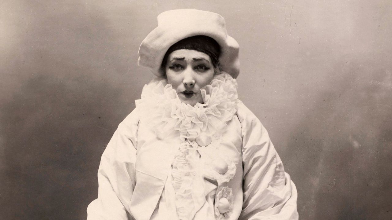 Félix Nadar: The world's first celebrity photographer