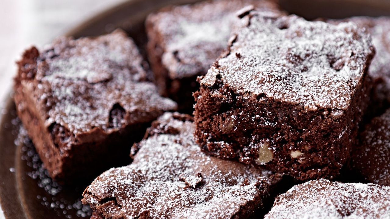 The best fudgy chocolate brownie recipe BBC Reel