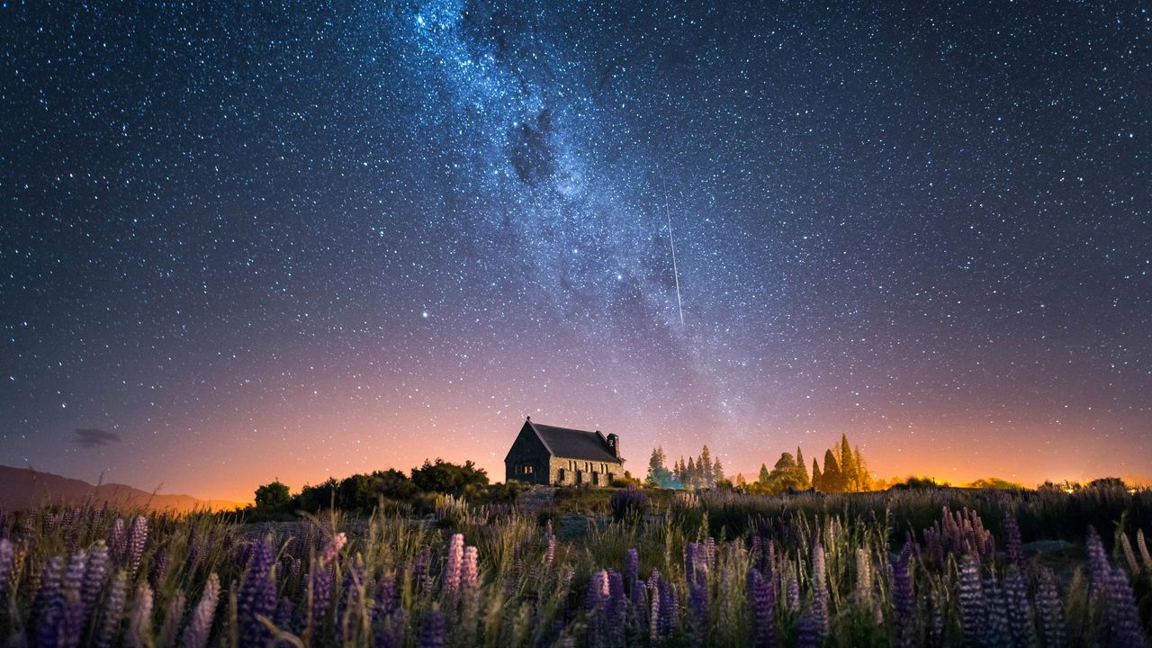 Saving the night sky: New Zealand's craziest experiment yet? - BBC