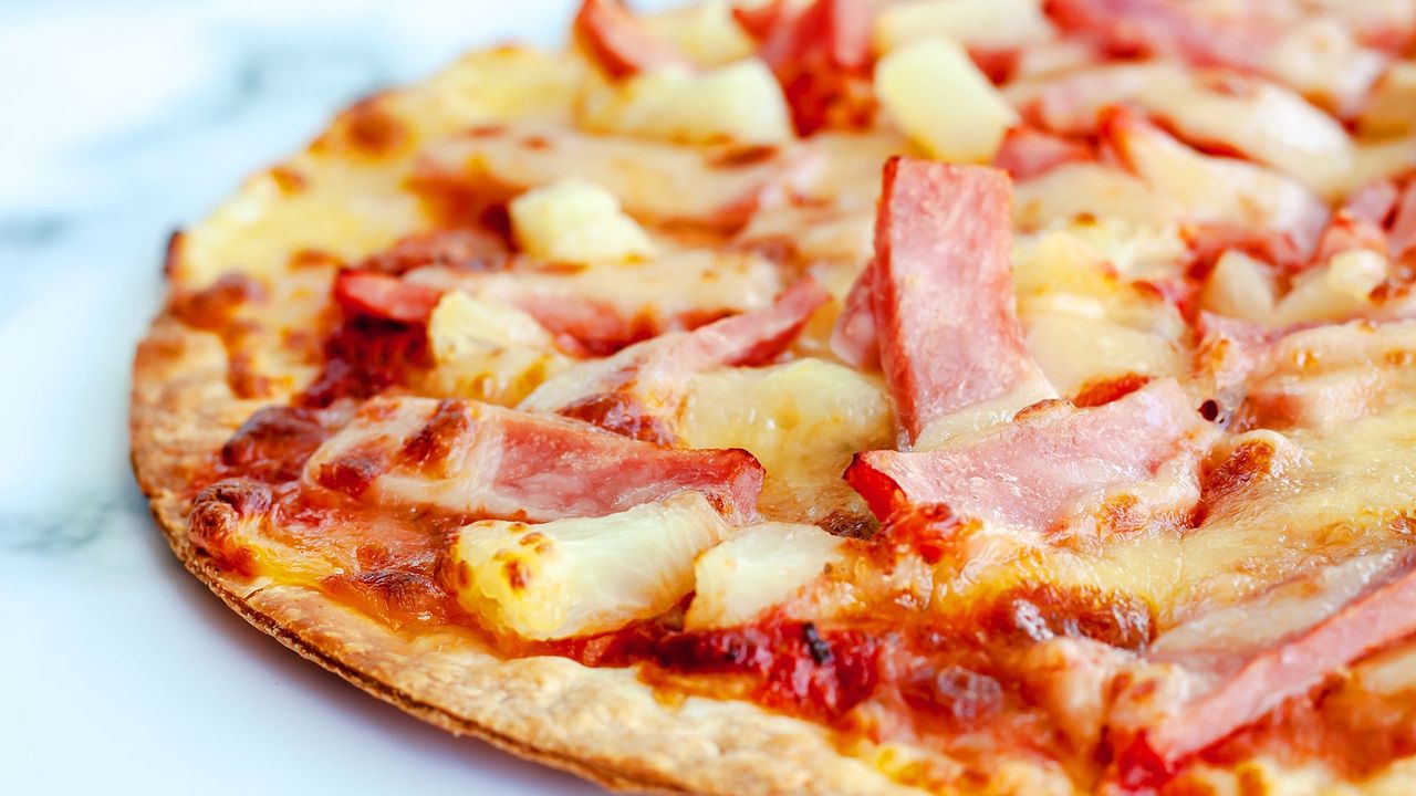 Hawaiian pizza - Wikipedia