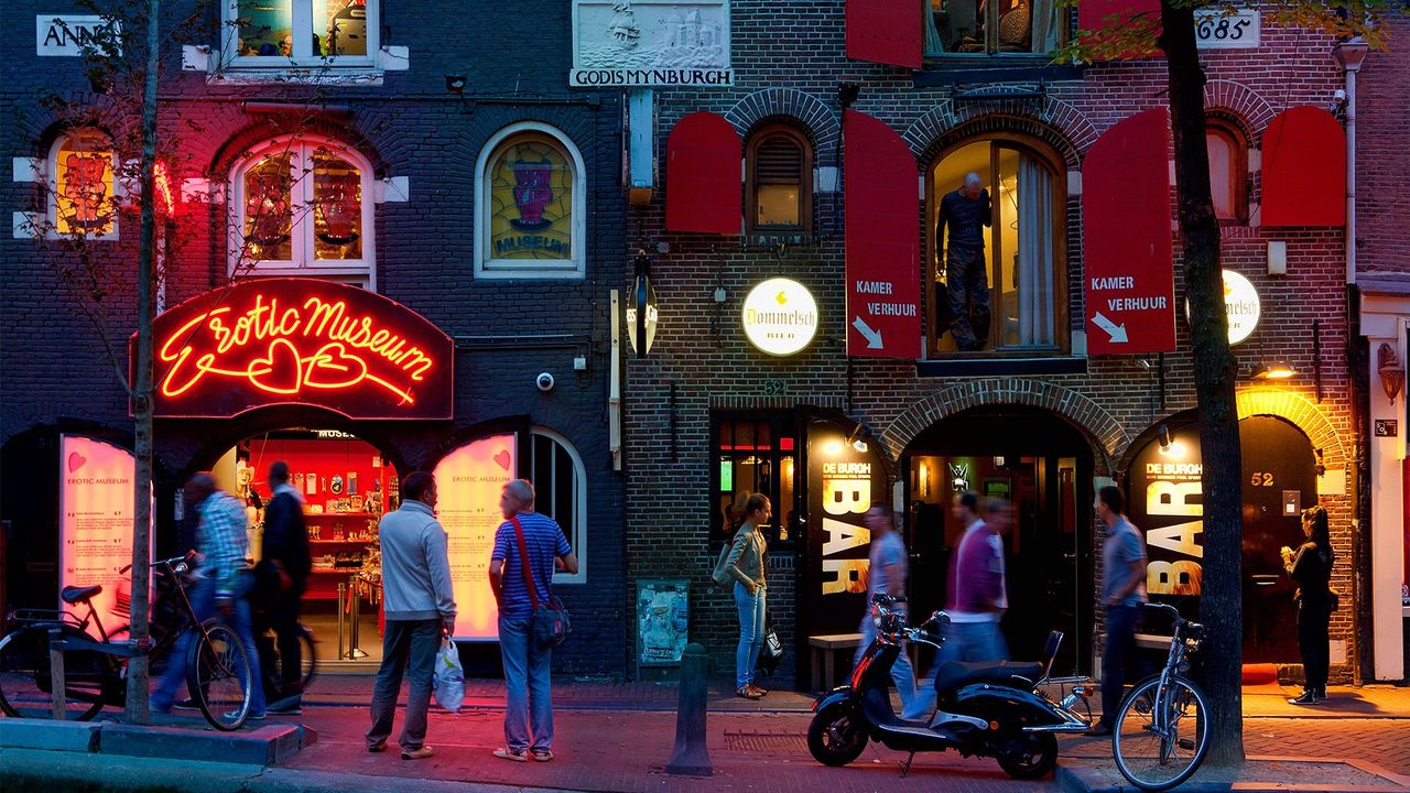 The Most Happening Late Night Party Place in Amsterdam