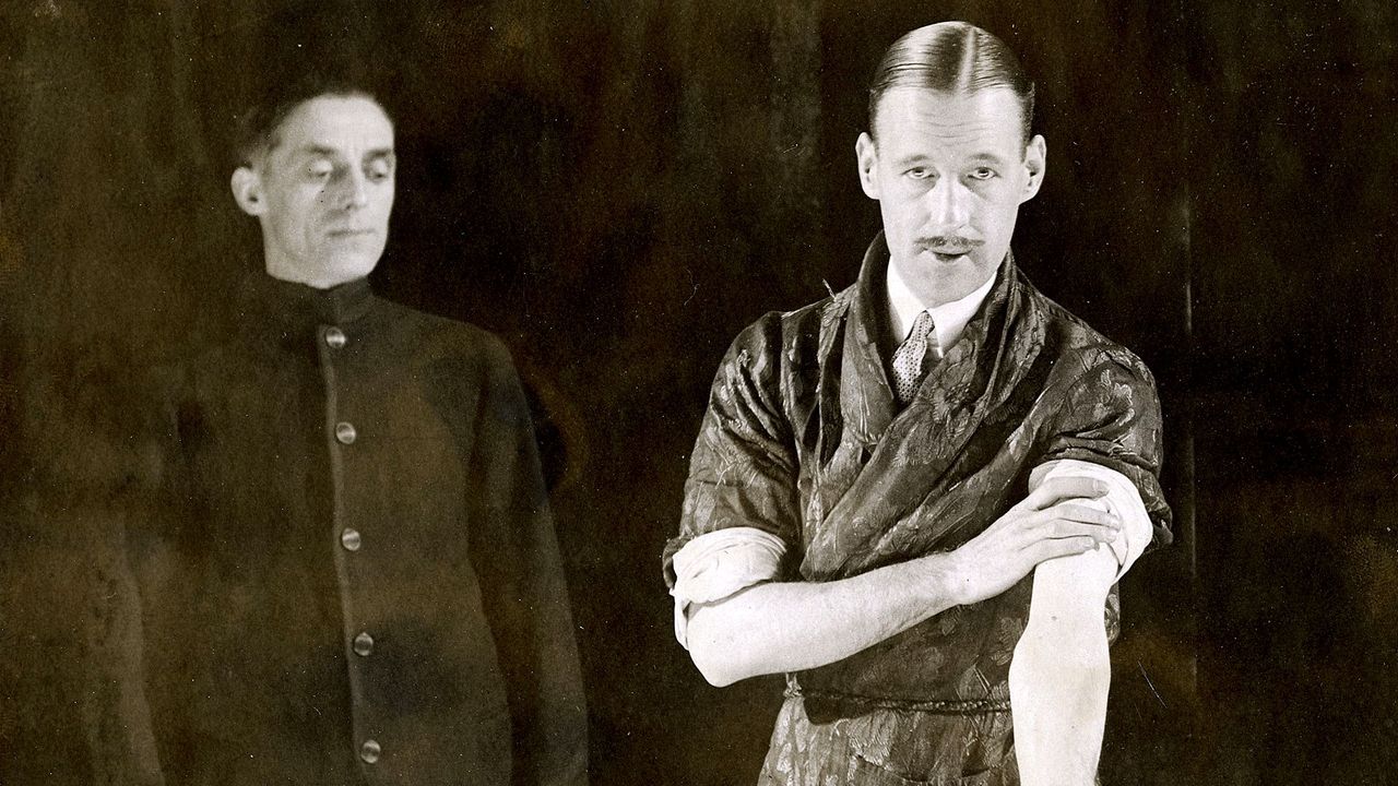 Did a magician help vanquish the Nazis in World War Two?