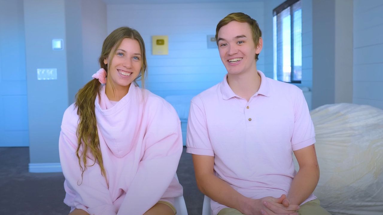 The 'Pink Shirt Couple' has just called it quits. What will happen to their  following of more than 25 million?