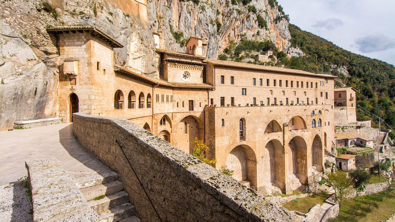 Italy’s new nun-mapped pilgrim trail