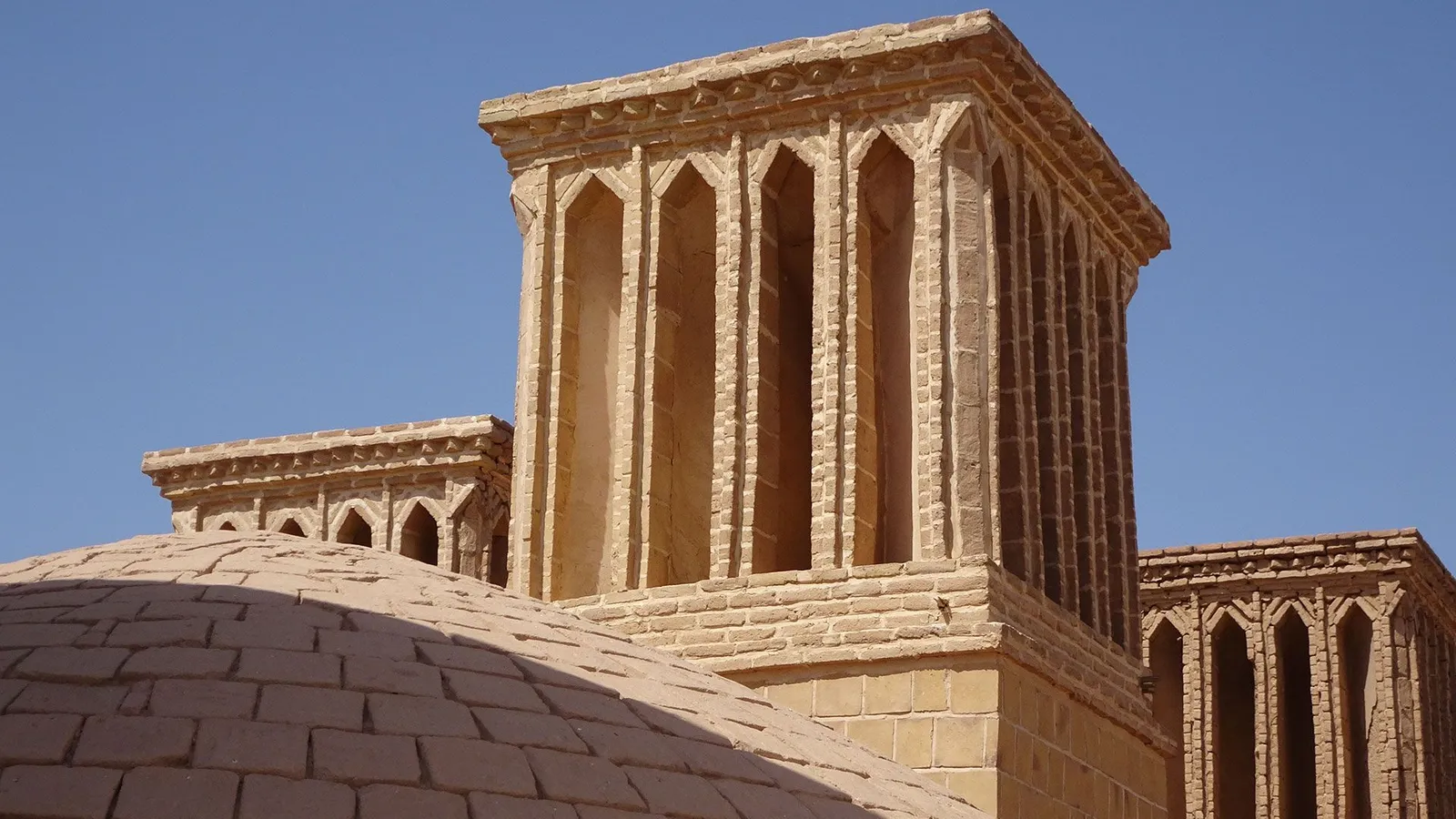 p06m4l3t.webp