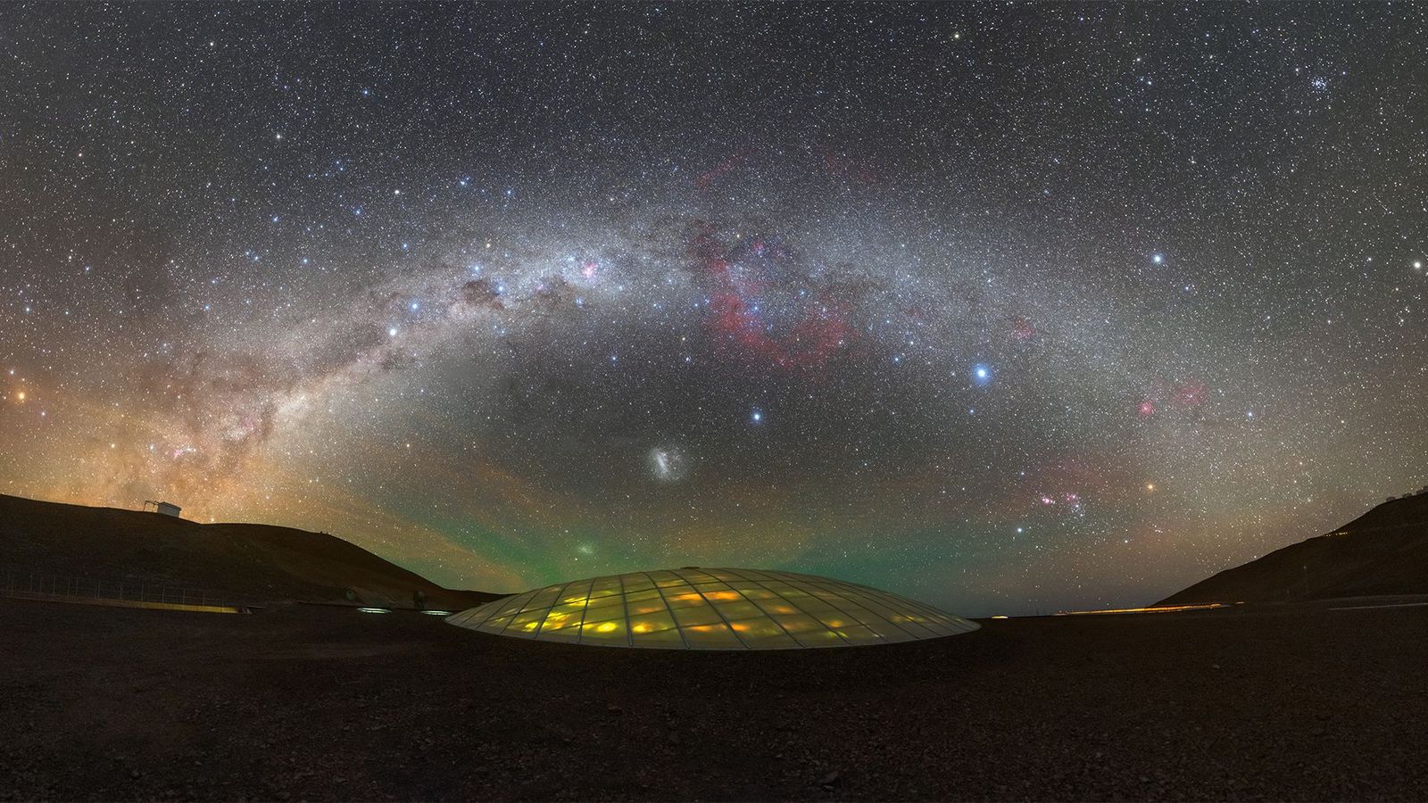 …so that at night the stars remain visible to the telescopes (Credit: P Horálek/ ESO)