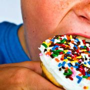 Does sugar make kids hyperactive? thumbnail
