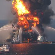 Deepwater Horizon explosion thumbnail