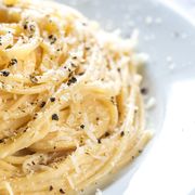 Italy's beloved 3-ingredient pasta dish thumbnail