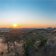Colourful sunrise over the hills and savanna in Matobo Hills National Park thumbnail