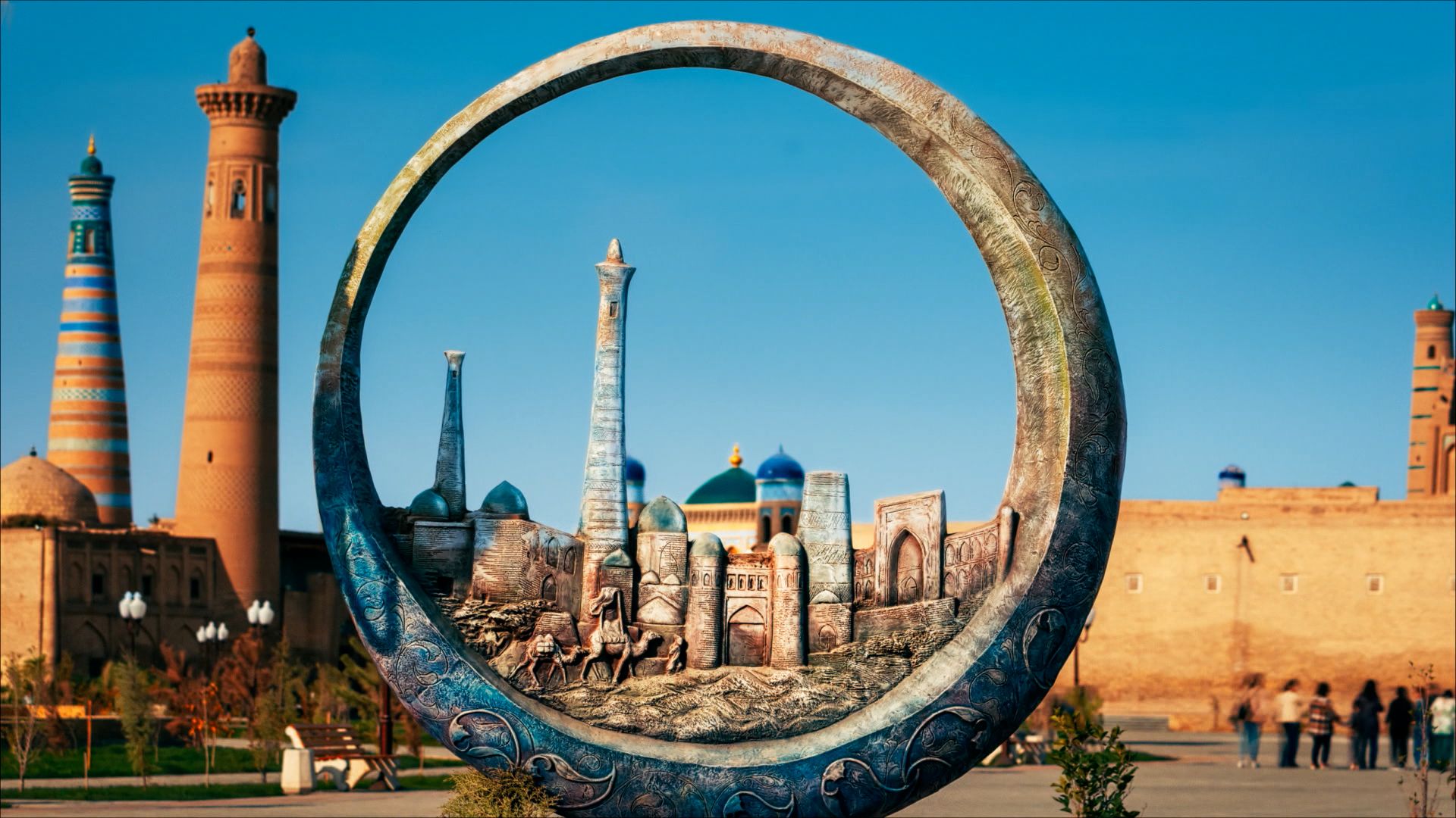 Buzilgan ayollar fotosuratlari