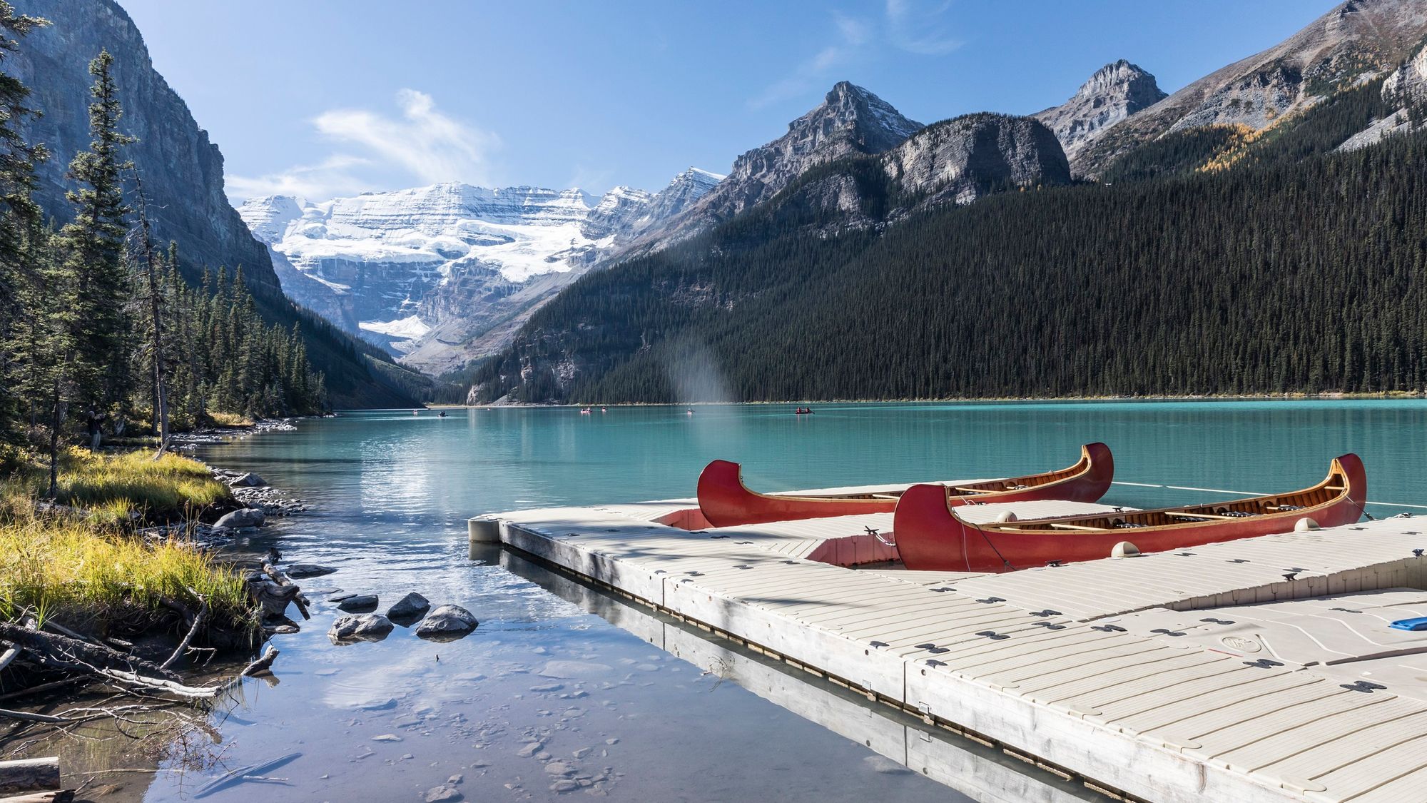 Canoes at Lake Louise. Photography: Rocky Mountaineer