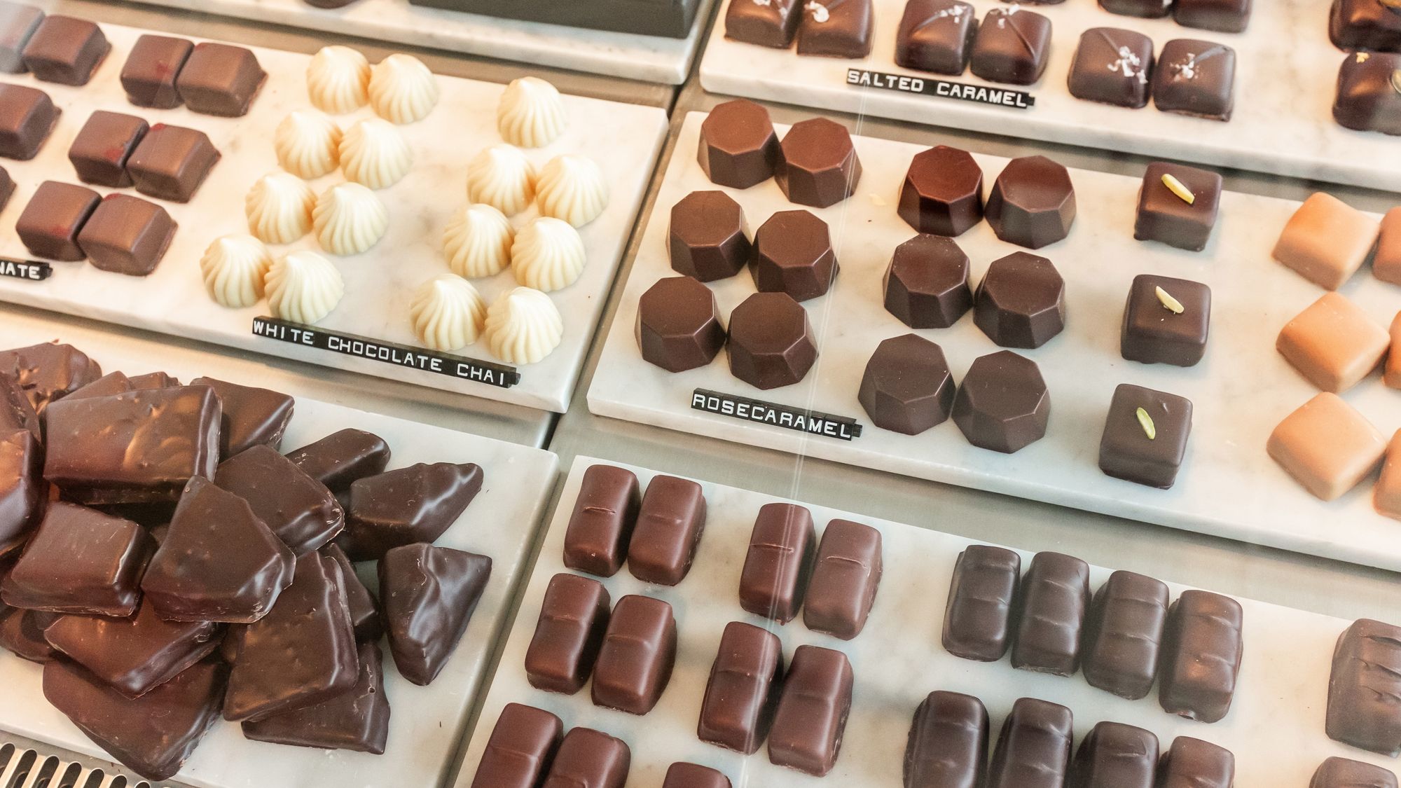 Dubai PE - Mirzam-Chocolate Dubai PE - Mirzam-Chocolate