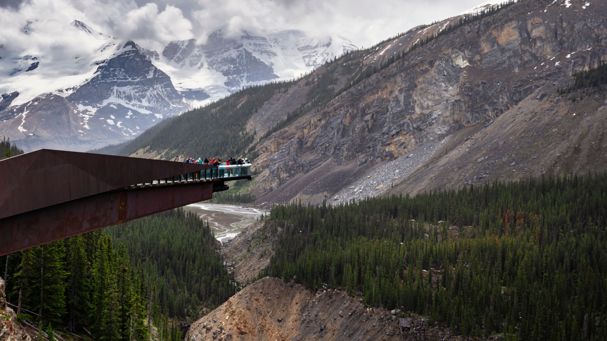 Visitors on the Columbia Icefield Skywalk.