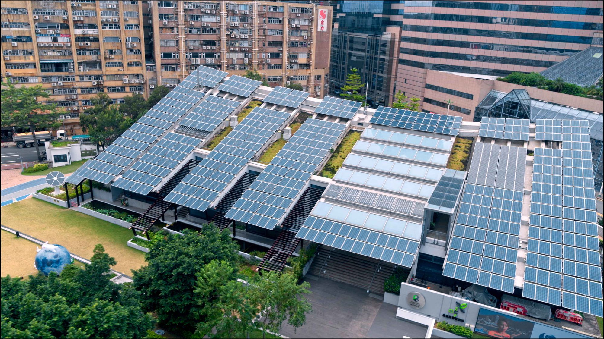 Ronald-Lu-Solar-Panels