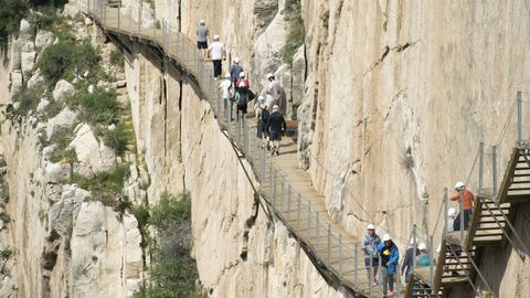 Is this Spain's scariest walkway?