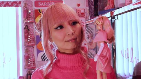 Tradition privatliv pels I'm a Barbie girl, in a Barbie world' - BBC Reel