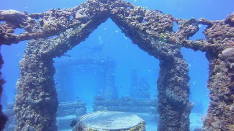 The world's first underwater cemetery