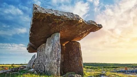 The megalithic tombs of ancient Ireland