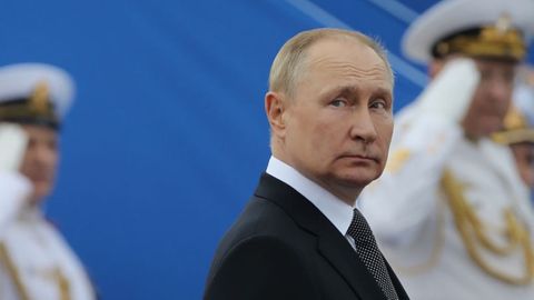 Why Putin sees Ukraine as 'a backyard'