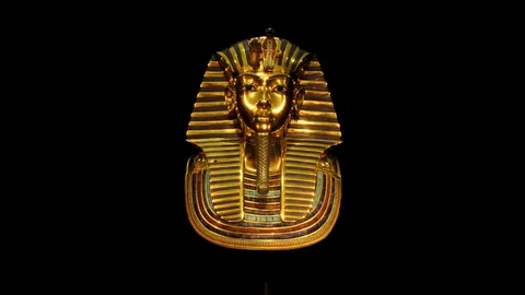 The first view into Tutankhamun's tomb