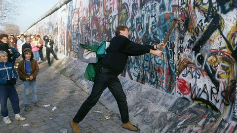 How Berlin Wall inspired filmmakers