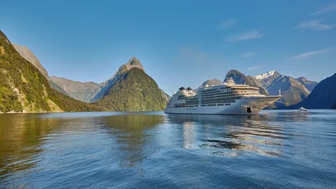 Norway's 'silent' cruise in the fjords
