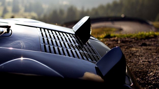 stratos plus vs stratos 2