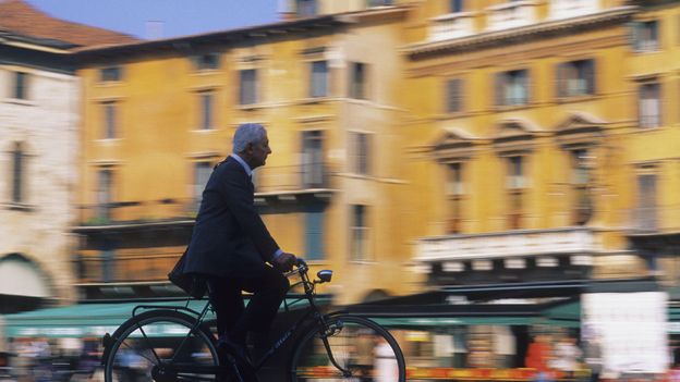 traveling with bikes on car