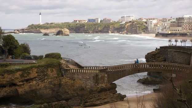 Art deco casino biarritz paris