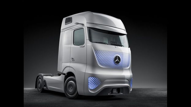 Bbc Autos Mercedes Self Driving Truck