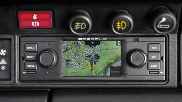 BBC - Autos - Porsche GPS unit is a classic time machine