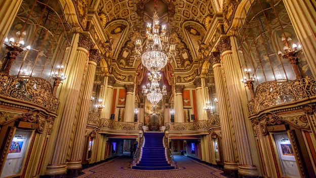 The Most Opulent Movie Theatres Of La