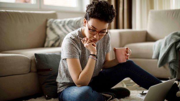 The double-edged sword of the shorter workweek - BBC Worklife