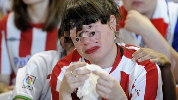 The case for crying in public - BBC Future