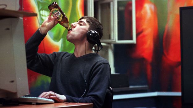 Cyberloafing: The line between rejuvenating and wasting time - BBC Worklife