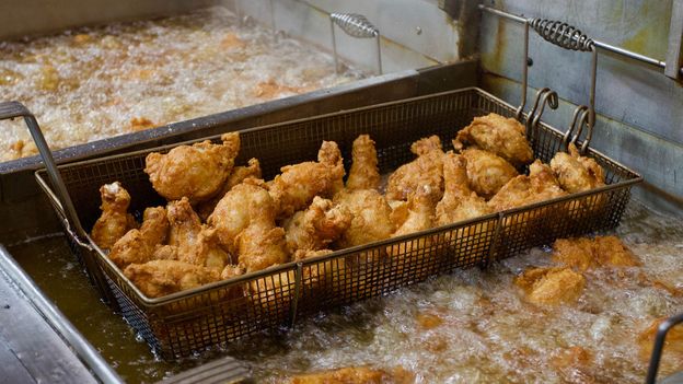 BBC - Travel - America’s ‘fried chicken war’