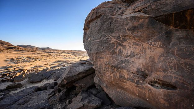 Sabu's ancient petroglyphs show hippos, crocodiles, giraffes and other animals from the desert's distant past (Credit: Credit: Matt Stirn) Sabu's ancient petroglyphs show hippos, crocodiles, giraffes and other animals from the desert's distant past (Credit: Credit: Matt Stirn)