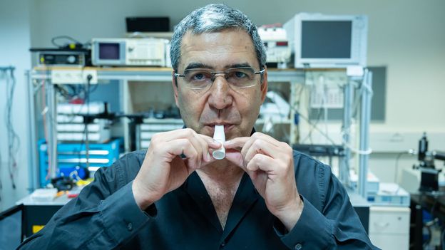 Professor Sarusi expects his device to start appearing in airports and train stations soon (Credit: Credit: Courtesy of Ben-Gurion University)