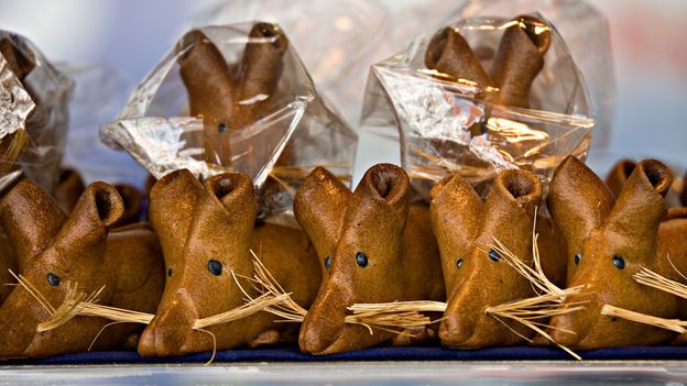 Bakeries in Hamelin, Germany, sell rat-shaped pastries (Credit: Credit: Chris Howes/Wild Places Photography/Alamy)