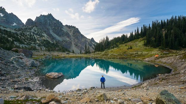 The trail skirts the glaciated peaks and pristine rainforest of Olympic National Park in Washington (Credit: Credit: Cavan Images/Getty Images), New way to travel across the US, follow News Without Politics for amazing news on travel, biking from News Without Politics, unbiased news source, non political