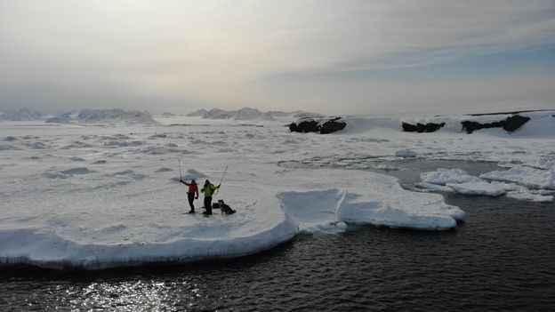 BBC - Travel - A Defiant Move To The Norwegian Arctic