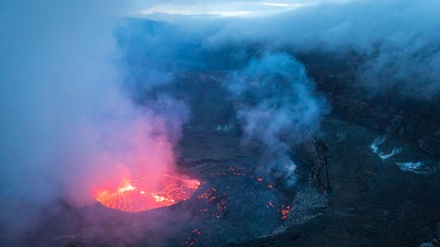 BBC - Travel - Africa's deadly 1000C fire lake