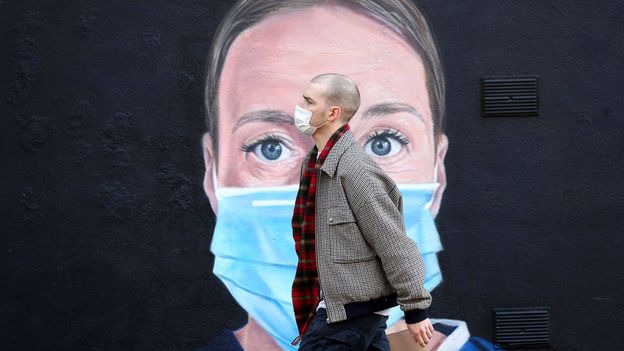 How to heal the 'mass trauma' of Covid-19 - BBC Future