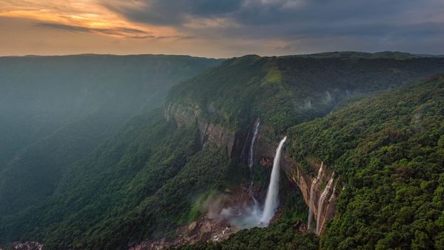When male Khasi warriors descended into the plains and died in clashes, women would find new partners (Credit: Credit: Santanu Das/Getty Images) When male Khasi warriors descended into the plains and died in clashes, women would find new partners (Credit: Credit: Santanu Das/Getty Images)