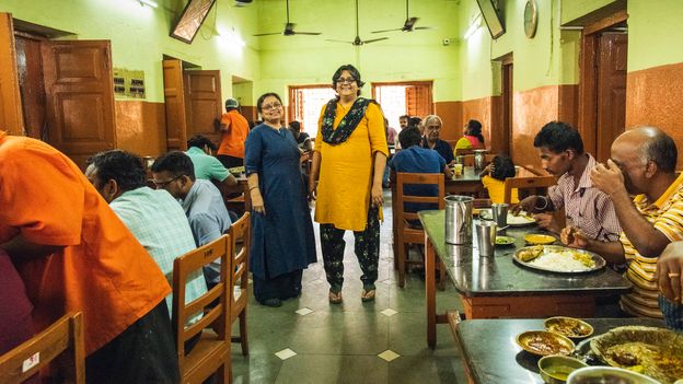 Hotel Sidheshwari is located at what was once the accounts office of Rani Rashmoni Estate (Credit: Credit: Jennifer Kishan) Hotel Sidheshwari is located at what was once the accounts office of Rani Rashmoni Estate (Credit: Credit: Jennifer Kishan)